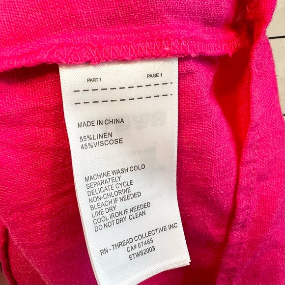 Ellen Tracy Fuchsia Ruffle Sleeveless Blouse XL NWT - Picture 8 of 9